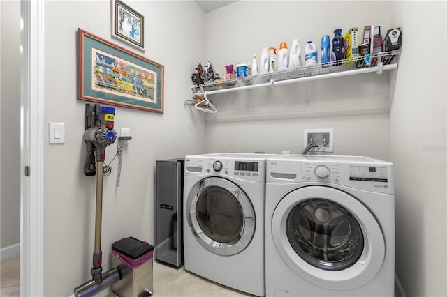 16898 Balance Cv, Land O Lakes, FL 34638 - laundry room featuring washer and dryer