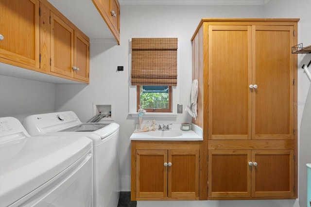 111 29th St W, Bradenton, FL 34205 - laundry area featuring cabinet space and washer and dryer
