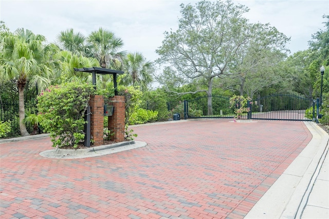 2876 Bayshore Trails Dr, Tampa, FL 33611 - photo 34