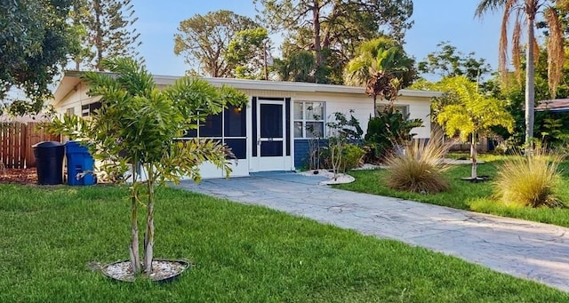 6901 10th St N, Saint Petersburg, FL 33702 - photo 1