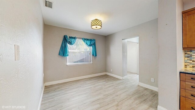 6901 10th St N, Saint Petersburg, FL 33702 - photo 9