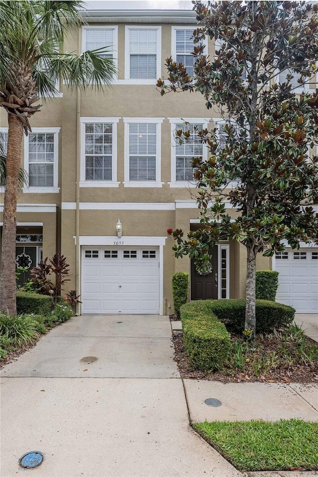 3053 Pointeview Dr, Tampa, FL 33611 - photo 1