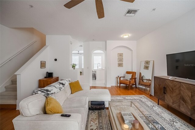 3053 Pointeview Dr, Tampa, FL 33611 - photo 12