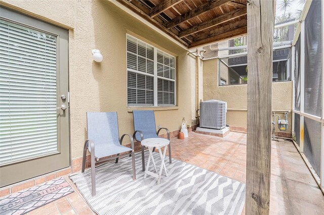 3053 Pointeview Dr, Tampa, FL 33611 - photo 28