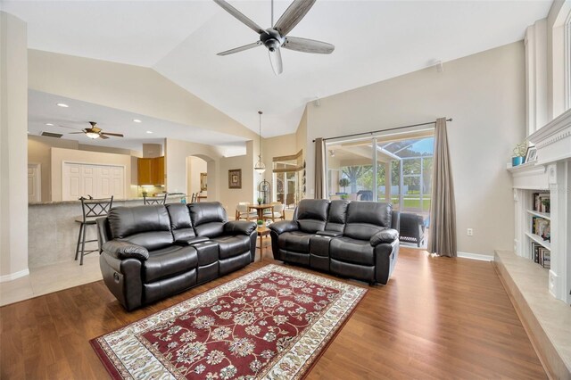 2847 Mossy Timber Trl, Valrico, FL 33596 - photo 15