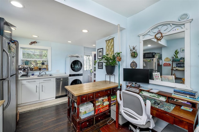 824 31st Ave N, Saint Petersburg, FL 33704 - office area with stacked washer and clothes dryer, dark wood-type flooring, plenty of natural light, and recessed lighting