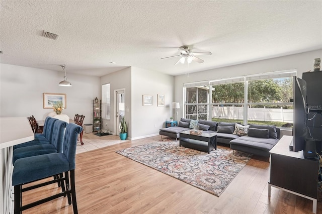 10905 Wildcat Dr, Riverview, FL 33579 - photo 4