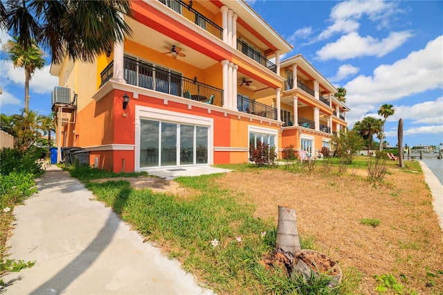 17817 Gulf Blvd Unit A, Saint Petersburg, FL 33708 - view of apartment building / complex featuring central air condition unit