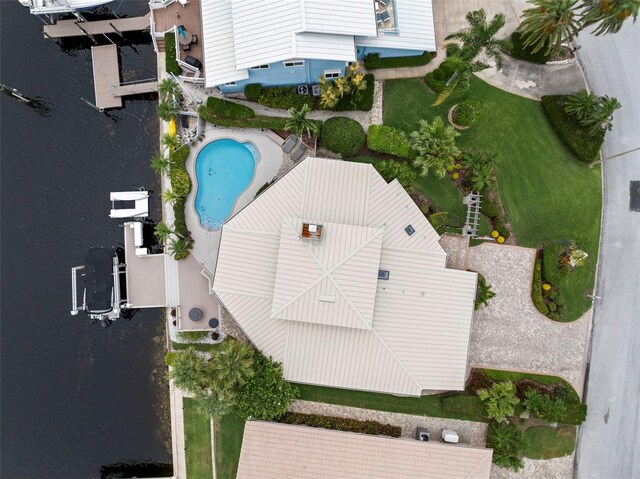 5782 Westshore Dr, New Port Richey, FL 34652 - aerial view of a pool area and a large body of water