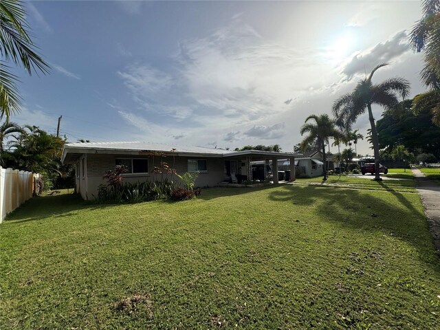 2160 NE 53rd St, Fort Lauderdale, FL 33308 - view of yard