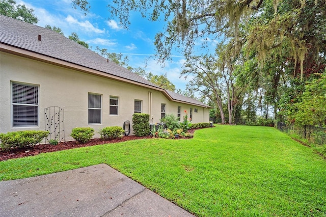 17802 Mission Oak Dr, Lithia, FL 33547 - view of yard