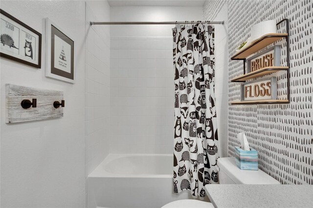11785 Little River Way, Parrish, FL 34219 - bathroom featuring toilet, shower / bath combo, vanity, and wallpapered walls