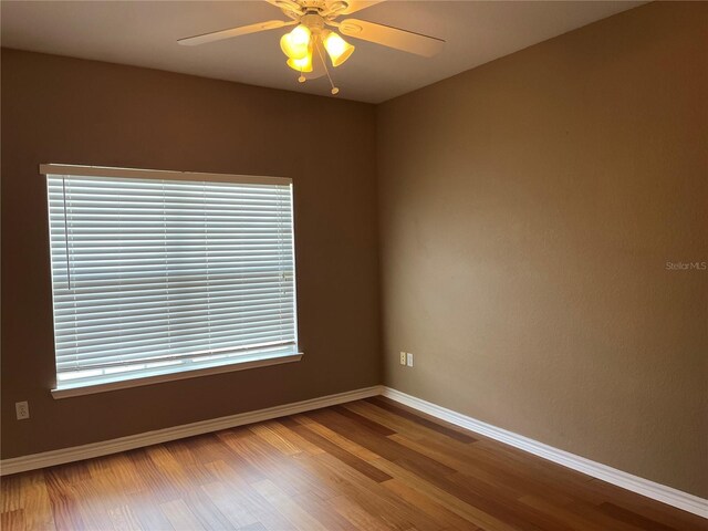 4305 Bayside Village Dr Unit 301, Tampa, FL 33615 - photo 14