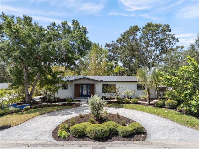 454 35th Ave NE, Saint Petersburg, FL 33704 - photo 1