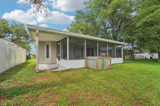 1502 Marsh Wood Dr, Seffner, FL 33584 - photo 36