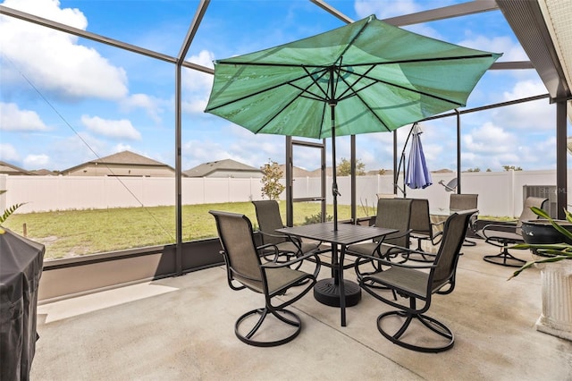 944 Old Windsor Way, Spring Hill, FL 34609 - view of patio / terrace featuring outdoor dining space