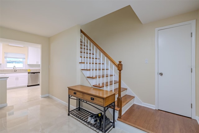 4725 Soapstone Dr, Tampa, FL 33615 - photo 6
