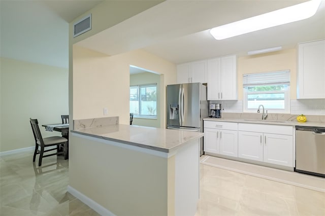 4725 Soapstone Dr, Tampa, FL 33615 - photo 9