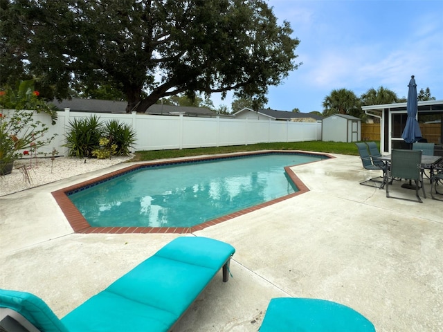 4725 Soapstone Dr, Tampa, FL 33615 - photo 40