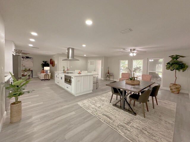 939 Woodland Dr, Palm Harbor, FL 34683 - photo 3