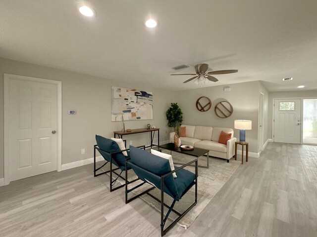 939 Woodland Dr, Palm Harbor, FL 34683 - photo 6