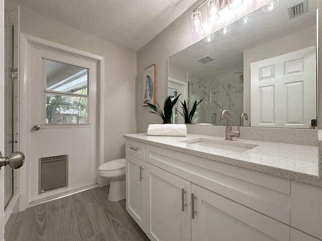 939 Woodland Dr, Palm Harbor, FL 34683 - photo 15