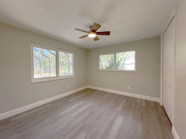 939 Woodland Dr, Palm Harbor, FL 34683 - photo 22