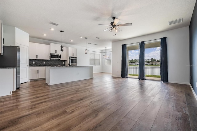 8576 Broadstone Dr, Wesley Chapel, FL 33544 - photo 14