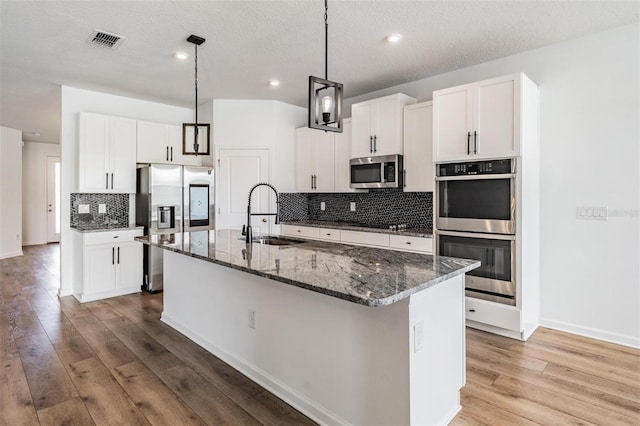 8576 Broadstone Dr, Wesley Chapel, FL 33544 - photo 18