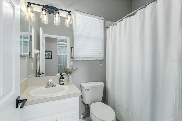 9608 Greenpointe Dr, Tampa, FL 33626 - full bathroom with toilet and vanity