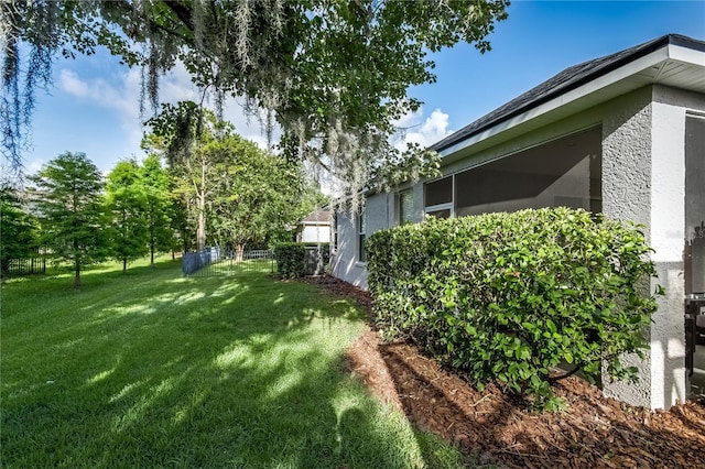 9608 Greenpointe Dr, Tampa, FL 33626 - view of grassy yard