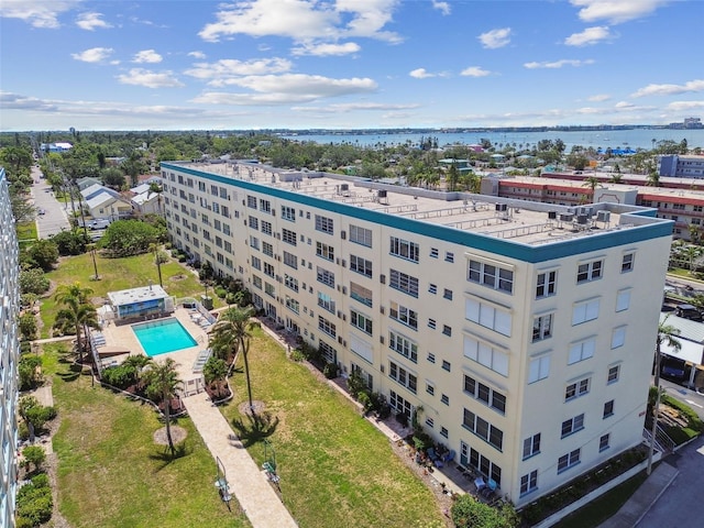 2960 59th St S Unit 303, Gulfport, FL 33707 - bird's eye view of a pool, apartment complex / building, and a large body of water