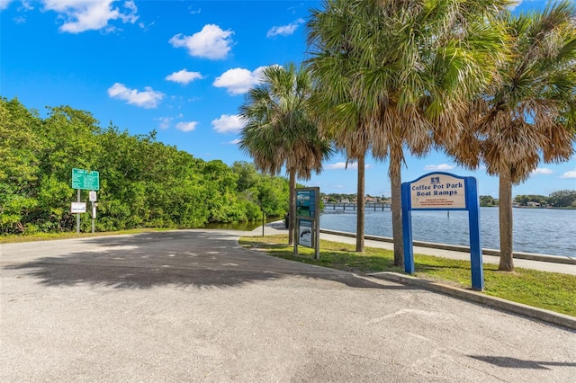 146 26th Ave NE, Saint Petersburg, FL 33704 - view of street featuring a water view