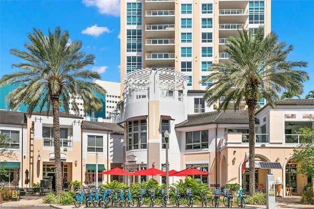 146 26th Ave NE, Saint Petersburg, FL 33704 - view of apartment building / complex