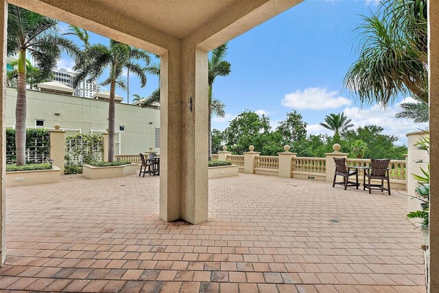 100 Beach Dr NE Unit 301, Saint Petersburg, FL 33701 - view of patio