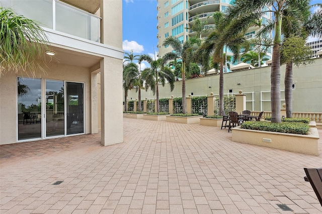 100 Beach Dr NE Unit 301, Saint Petersburg, FL 33701 - view of patio / terrace