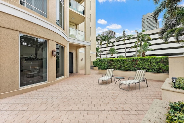 100 Beach Dr NE Unit 301, Saint Petersburg, FL 33701 - view of patio