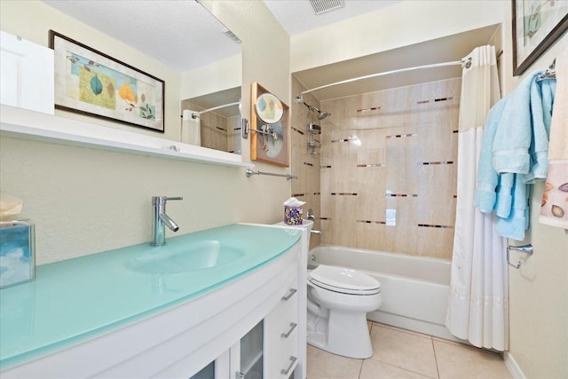 4047 Eagle Cove W Dr, Palm Harbor, FL 34685 - bathroom with tile patterned flooring, vanity, and shower / bathtub combination with curtain
