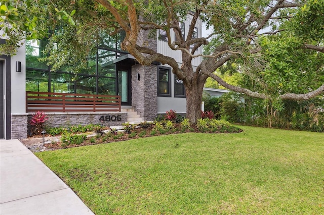 4806 W Euclid Ave, Tampa, FL 33629 - view of grassy yard
