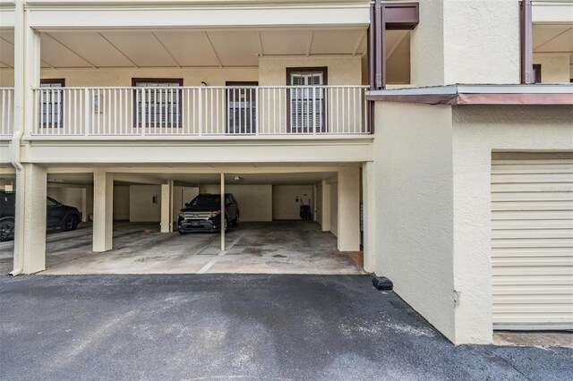 340 Causeway Blvd Unit 105, Dunedin, FL 34698 - view of vehicle parking