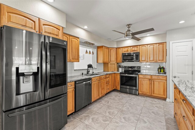 5657 Oceanic Rd, Holiday, FL 34690 - photo 17