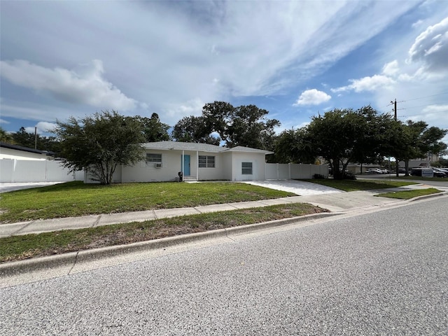 7536 38th Ave N, Saint Petersburg, FL 33710 - photo 1