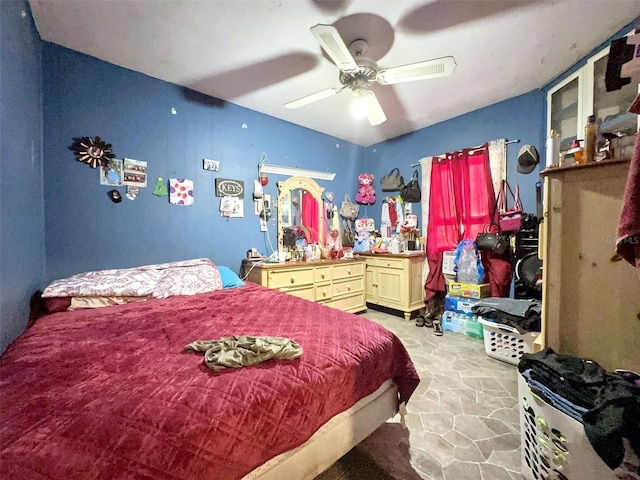 14210 Downing St, Dover, FL 33527 - bedroom featuring a ceiling fan
