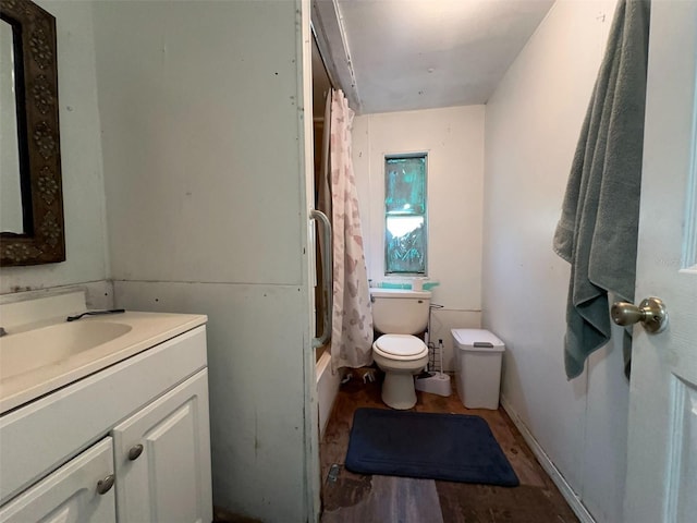 14210 Downing St, Dover, FL 33527 - bathroom featuring vanity, toilet, and shower / bath combo
