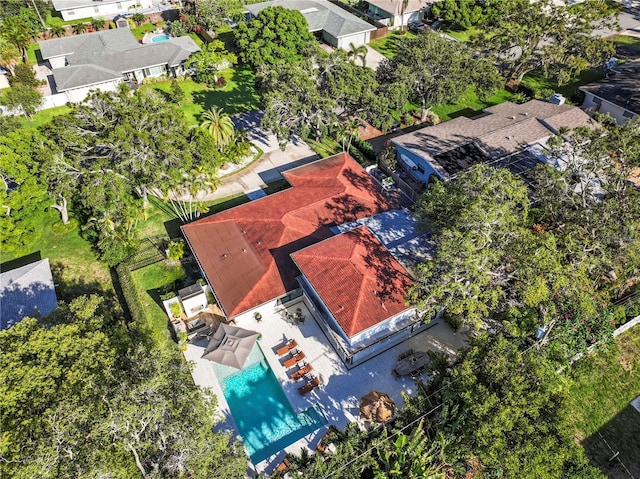 208 Live Oak Ln, Largo, FL 33770 - aerial view of residential area with a pool