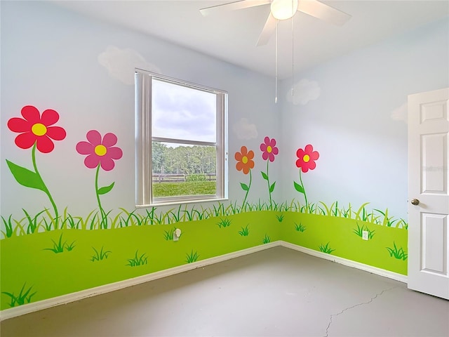 1332 Osceola Hollow Rd, Odessa, FL 33556 - unfurnished room featuring baseboards, concrete flooring, and ceiling fan