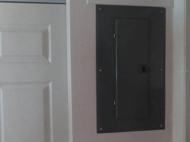 364 115th Ave N Unit 1, Saint Petersburg, FL 33716 - detailed view of electric panel