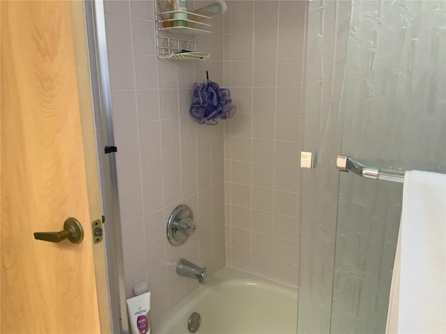 5530 Salem Square Dr N, Palm Harbor, FL 34685 - bathroom with shower / bath combination