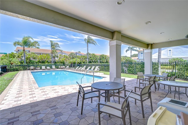 1411 Tessano Pl, Palm Harbor, FL 34683 - community pool with a patio