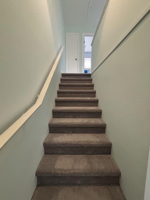 1055 6th Ave Unit A11, Vero Beach, FL 32960 - view of stairway